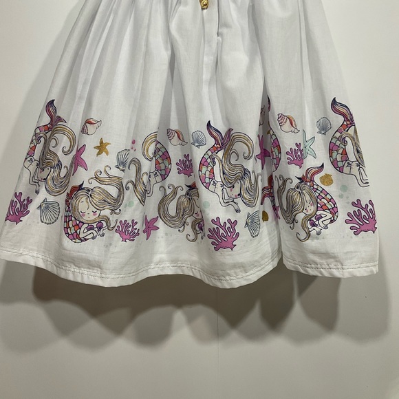 Isaac Mizrahi White Mermaid Hem sundress; sleeveless w/faux gold front button up - Picture 6 of 11